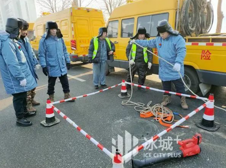 护航亚冬会 pa捕鱼官方网站人在行动——媒体聚焦pa捕鱼官方网站集团职工春节期间坚守岗位做好守“水”人