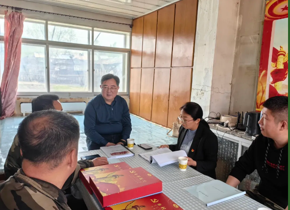 pa捕鱼官方网站集团调研组到帮扶点万发村调研指导