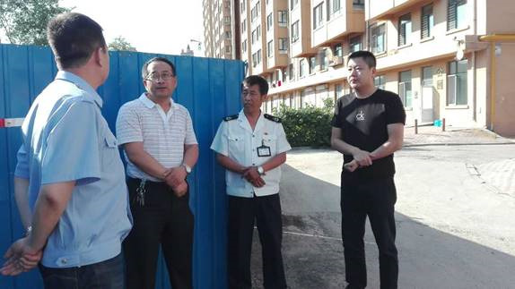 战高温斗酷暑 领导慰问暖人心