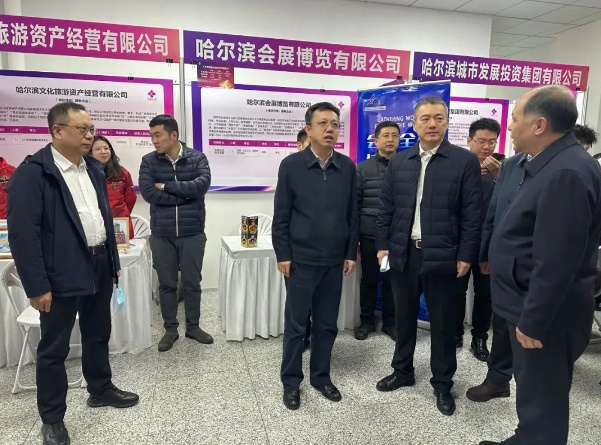 奔赴pa捕鱼官方网站 筑梦未来——集团领导走进黑龙江科技大学参加2024年哈尔滨“丁香人才周”（春季）活动国企专场招聘会